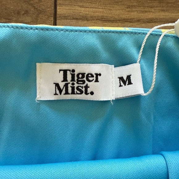 NWT | Tiger Mist Quinne Tube Crop Top | Blue/Yellow Abstract | Size M - Picture 7 of 8
